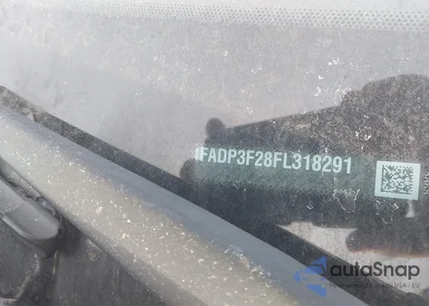 2015 Ford Focus Se z USA, uszkodzony, nr VIN 1FADP3F28FL318291